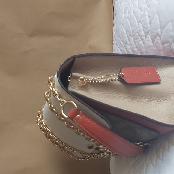 New COACH convertibles shoulder bag- crossbody LANE colorblock signature… - Picture 2 of 5